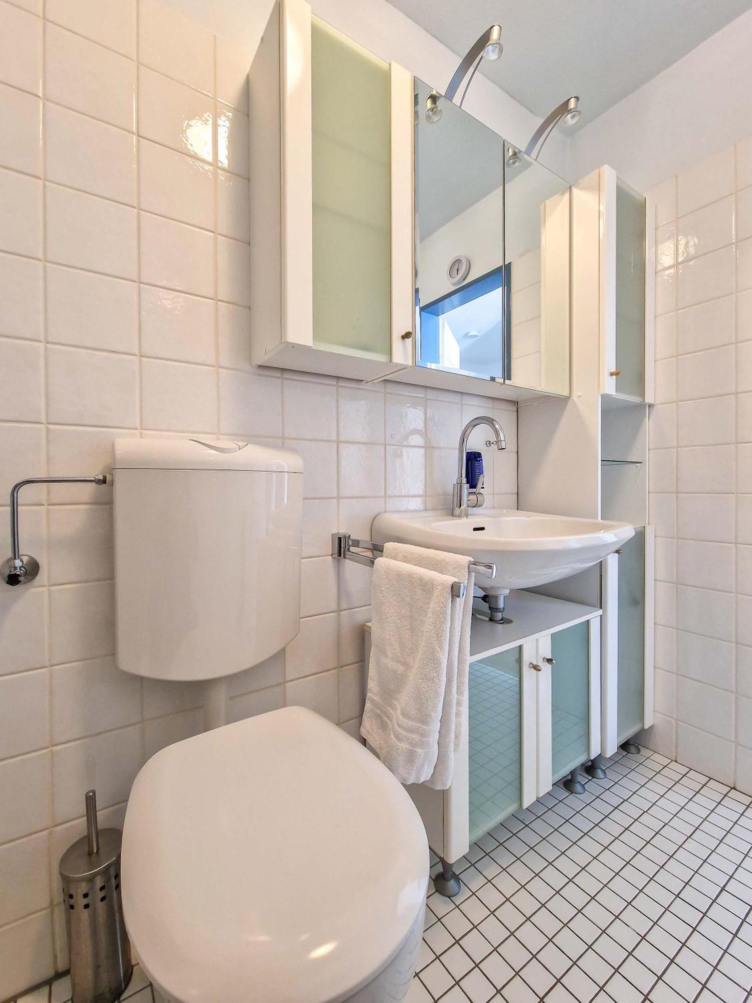 Moin Apartment Греетзиел Екстериор снимка
