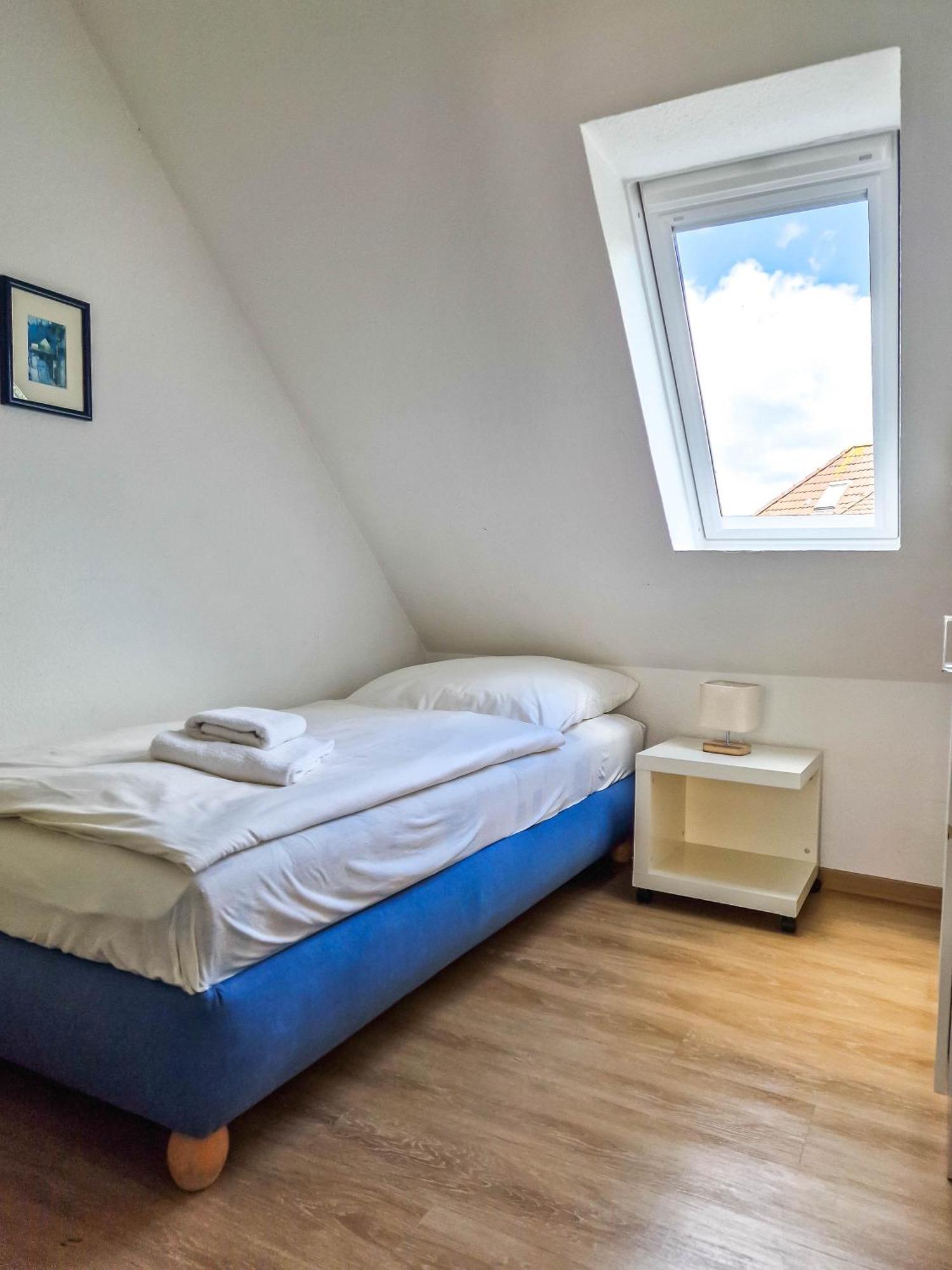 Moin Apartment Греетзиел Екстериор снимка