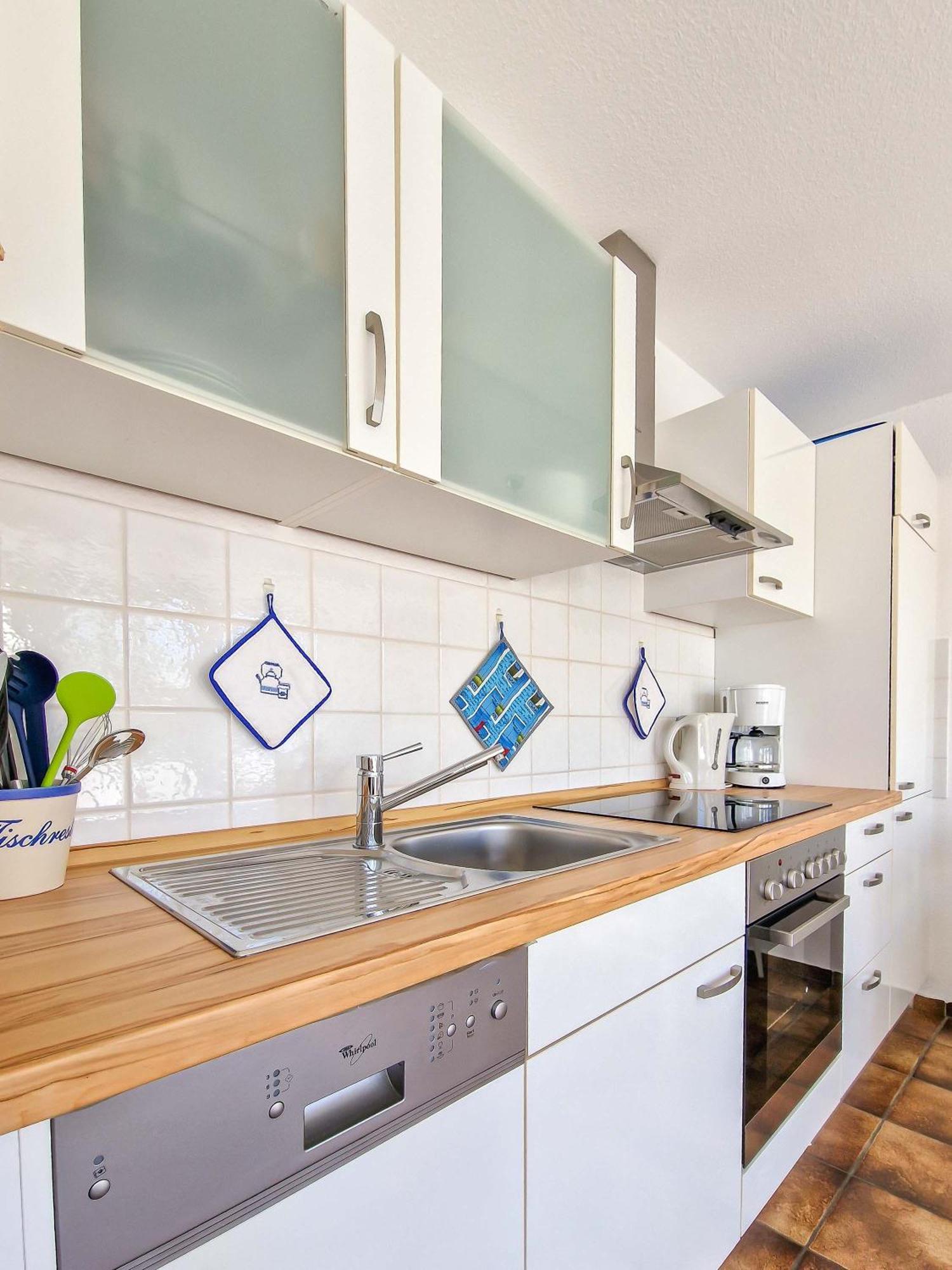 Moin Apartment Греетзиел Екстериор снимка