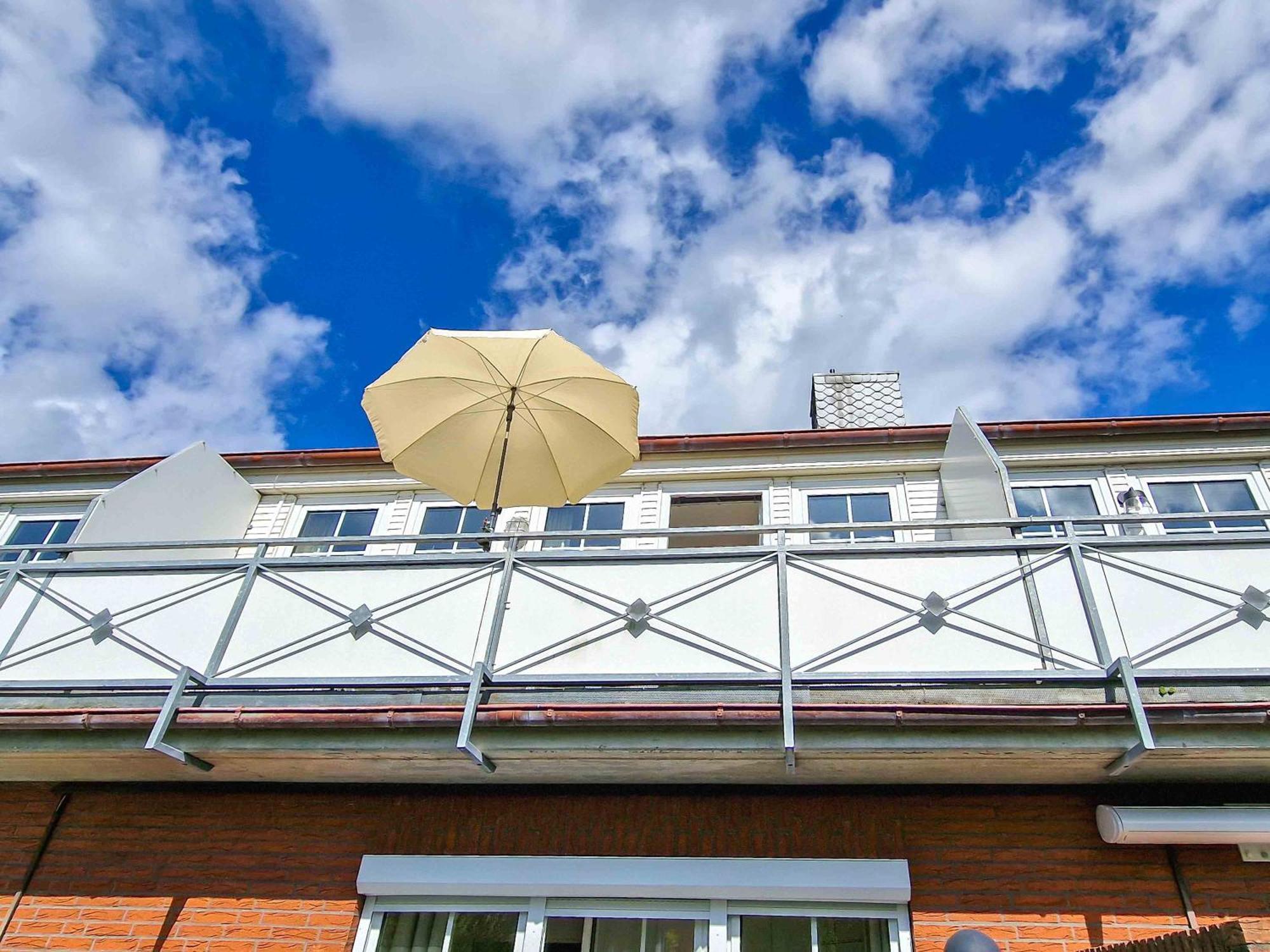 Moin Apartment Греетзиел Екстериор снимка